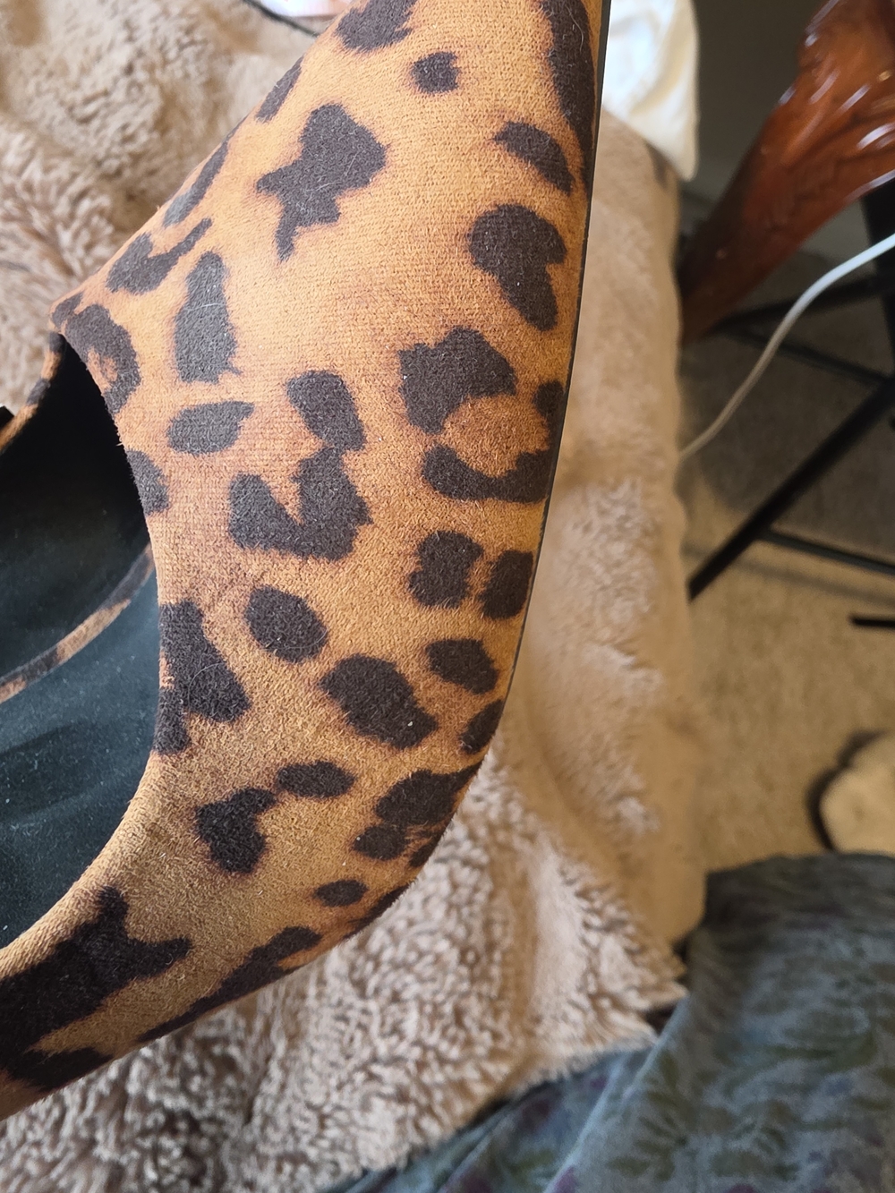 LEOPARD PRINT POINTED TOE STILETTO PUMPS SIZE 9 NWOT ANIMAL PRINT HEELS - Picture 3 of 7